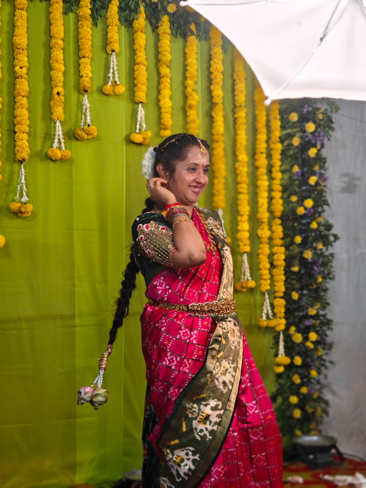 South Indian bridal hair with flowers